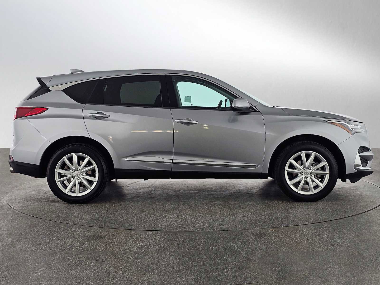Used 2019 Acura RDX image 2