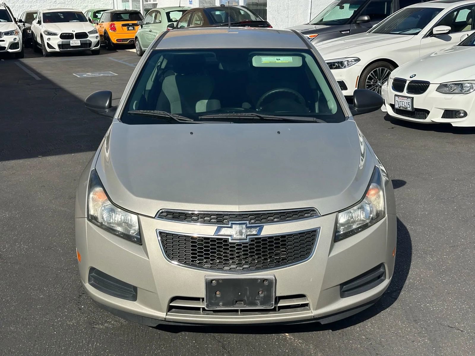 Used 2014 Chevrolet Cruze LS image 9