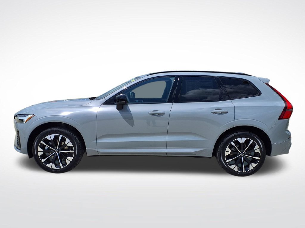 New 2026 Volvo XC60 B5 Plus w/ Protection Package Premier AWD/4WD image 5