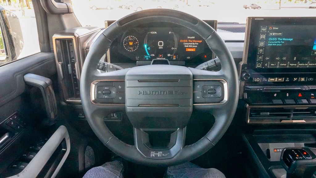 Used 2025 GMC Hummer EV 2X w/ LPO, Cargo Utility Package AWD/4WD image 35