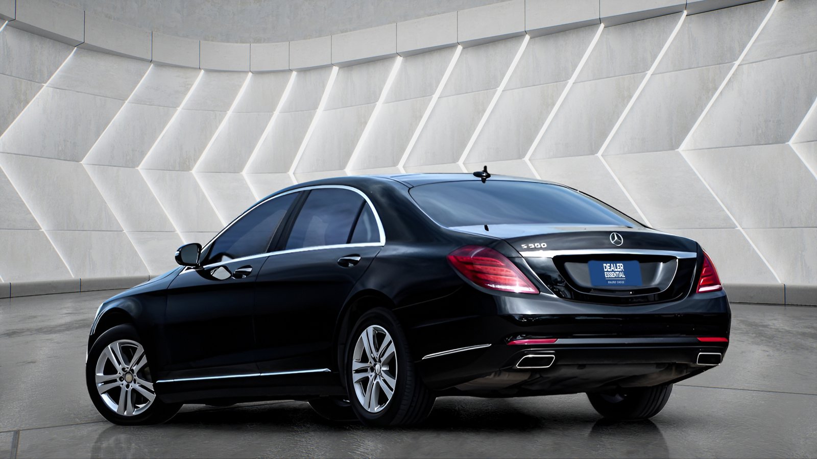 Used 2017 Mercedes-Benz S 550 Sedan image 4