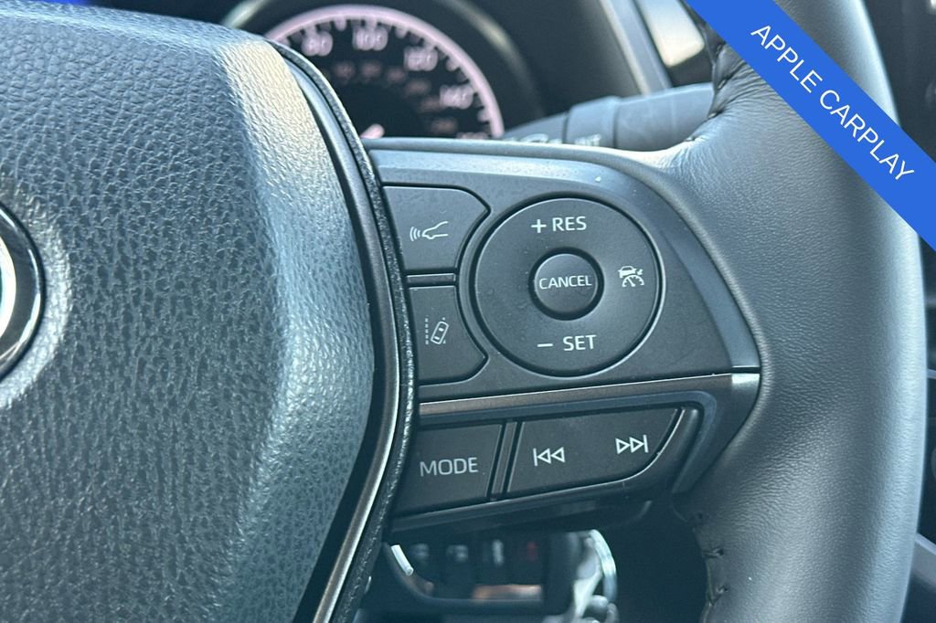 Used 2024 Toyota Camry SE image 25