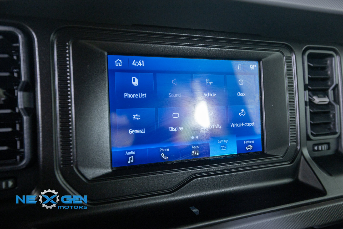 Used 2022 Ford Bronco 2-Door AWD/4WD image 21