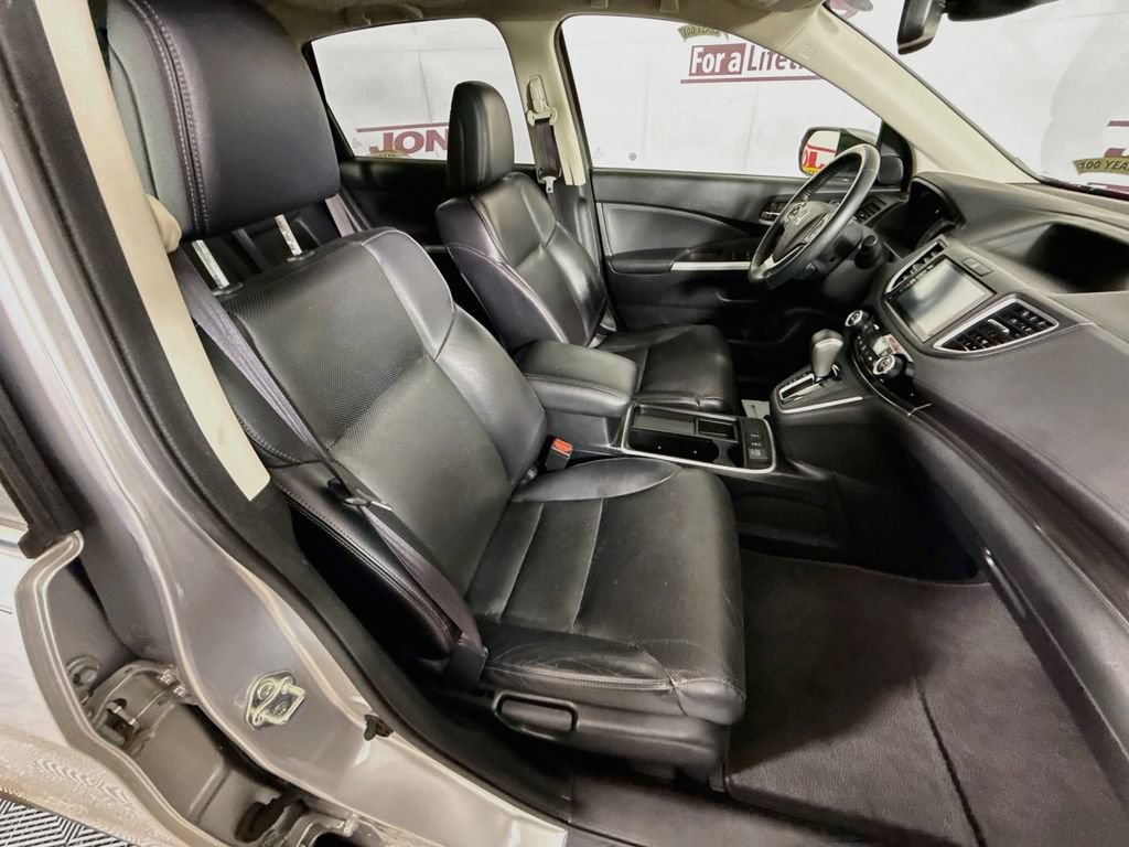 Used 2016 Honda CR-V Touring image 31