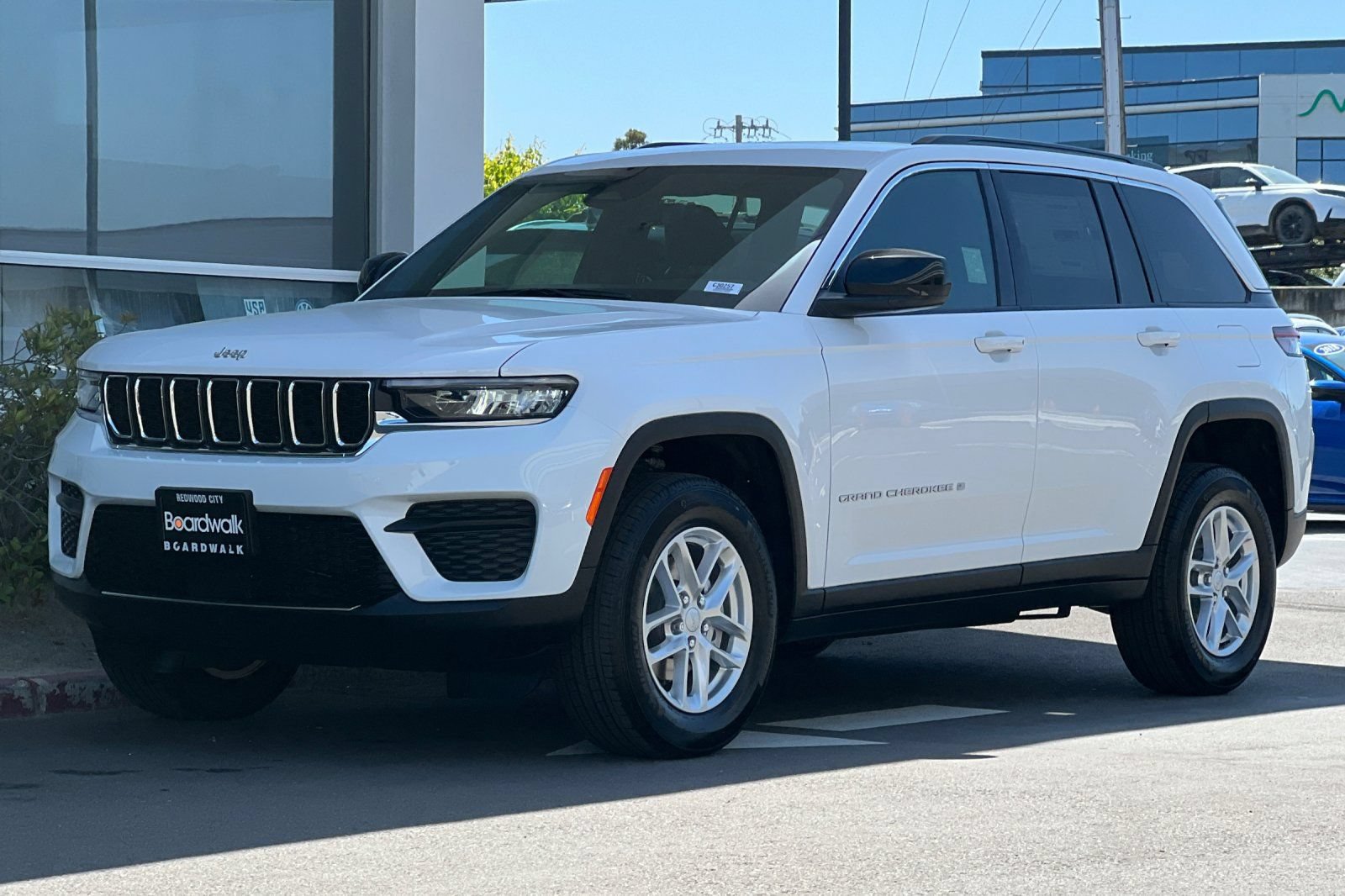 New 2026 Jeep Grand Cherokee Laredo X AWD/4WD image 8