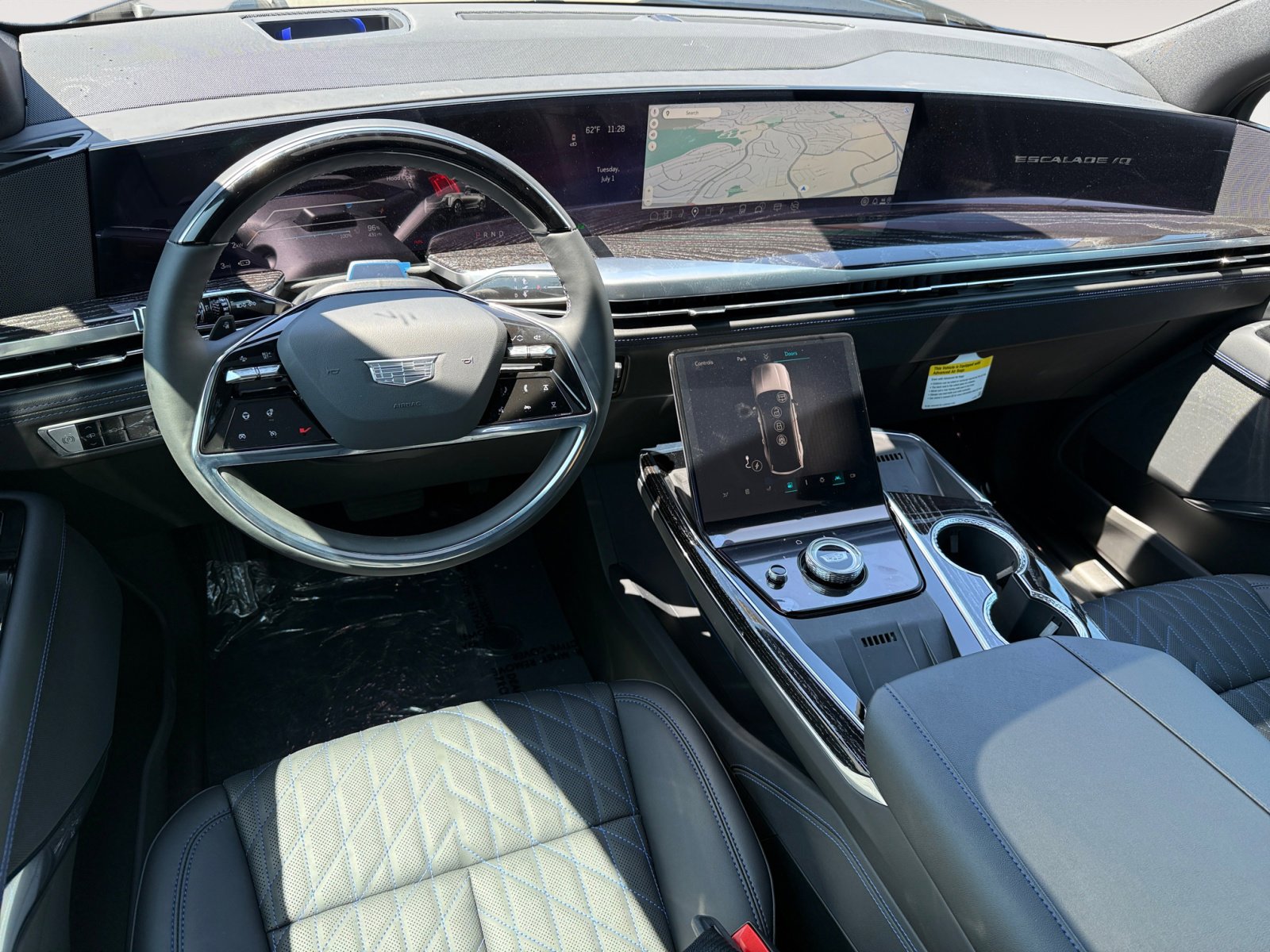 New 2026 Cadillac Escalade IQ Luxury 1 image 15