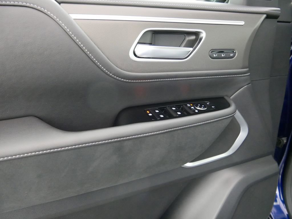 New 2025 INFINITI QX80 Luxe image 15