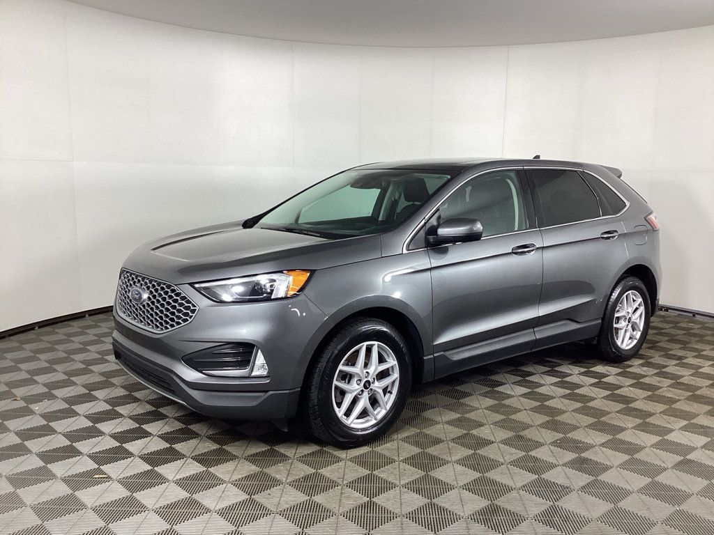 Used 2023 Ford Edge SEL w/ Convenience Package AWD/4WD image 5