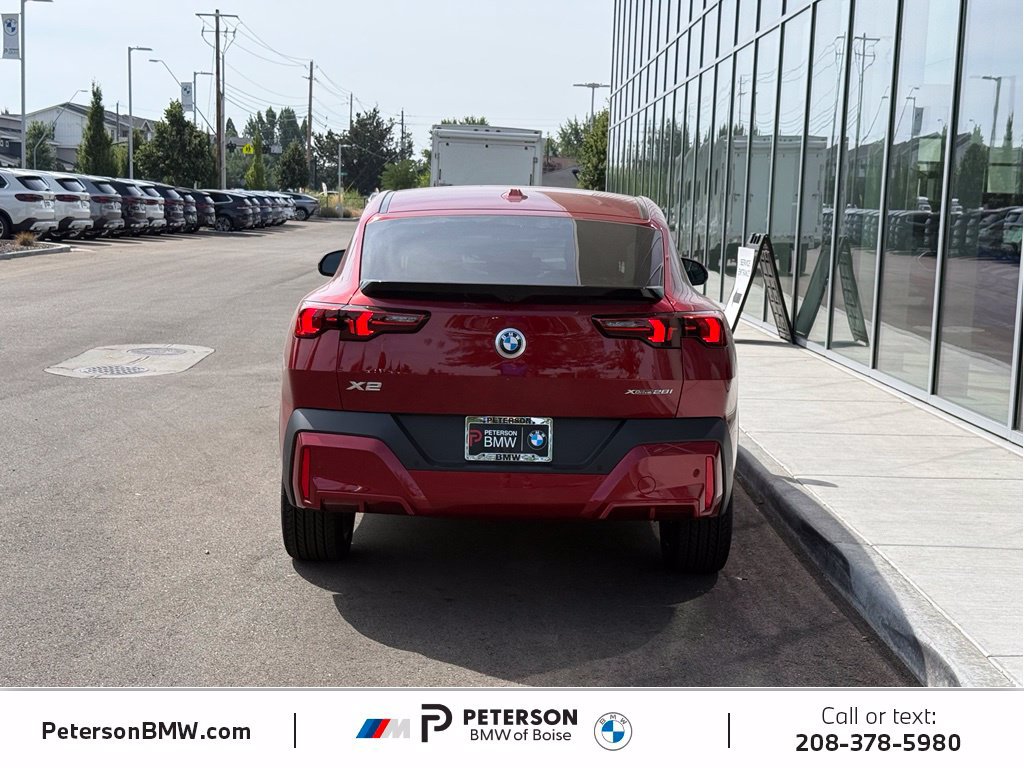 New 2026 BMW X2 xDrive28i w/ Technology Package AWD/4WD image 4