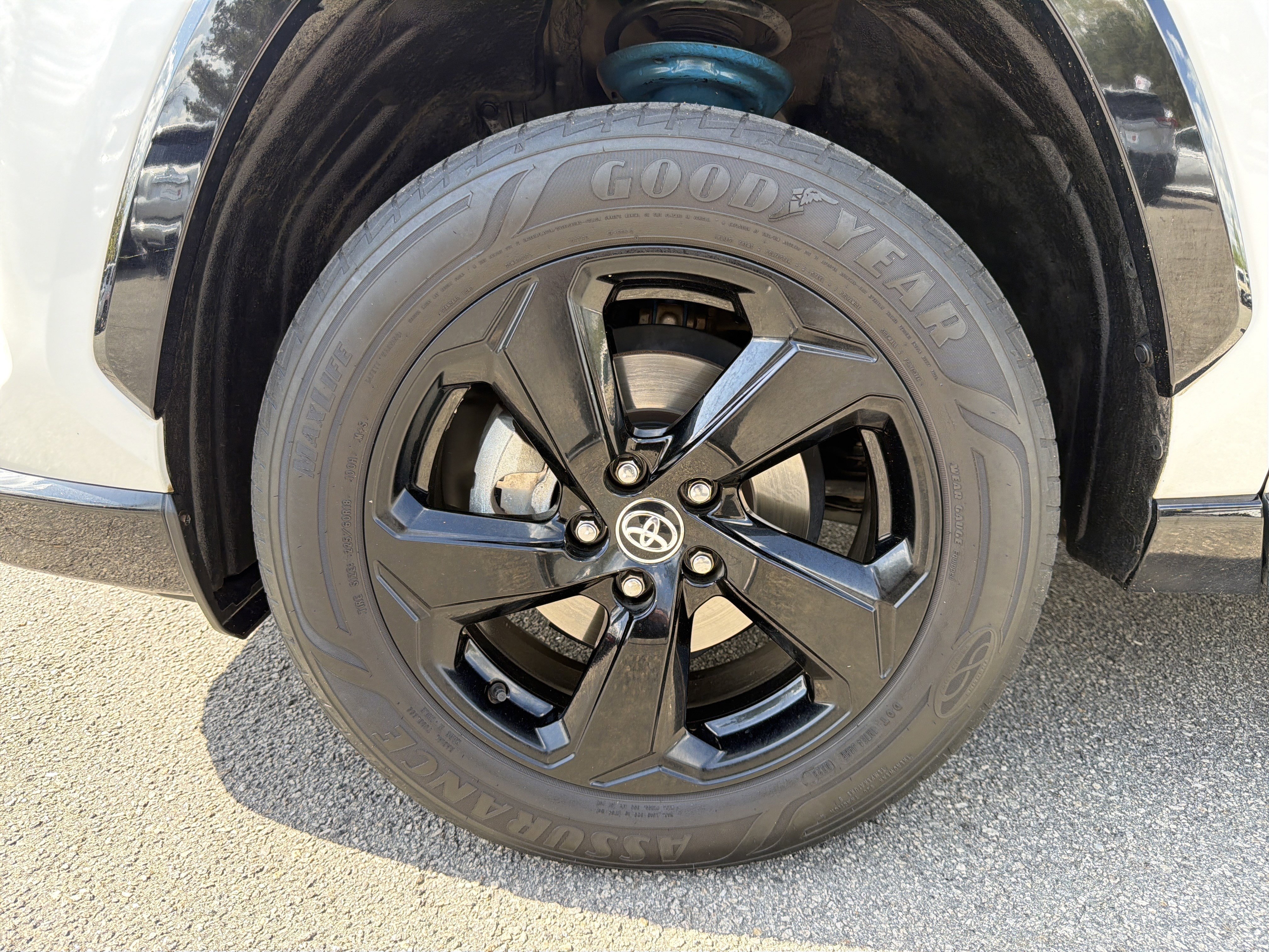 Used 2020 Toyota RAV4 XSE image 22