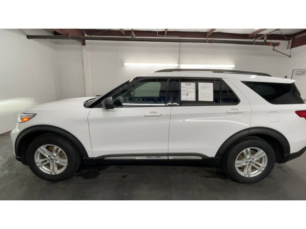 Used 2020 Ford Explorer XLT image 5