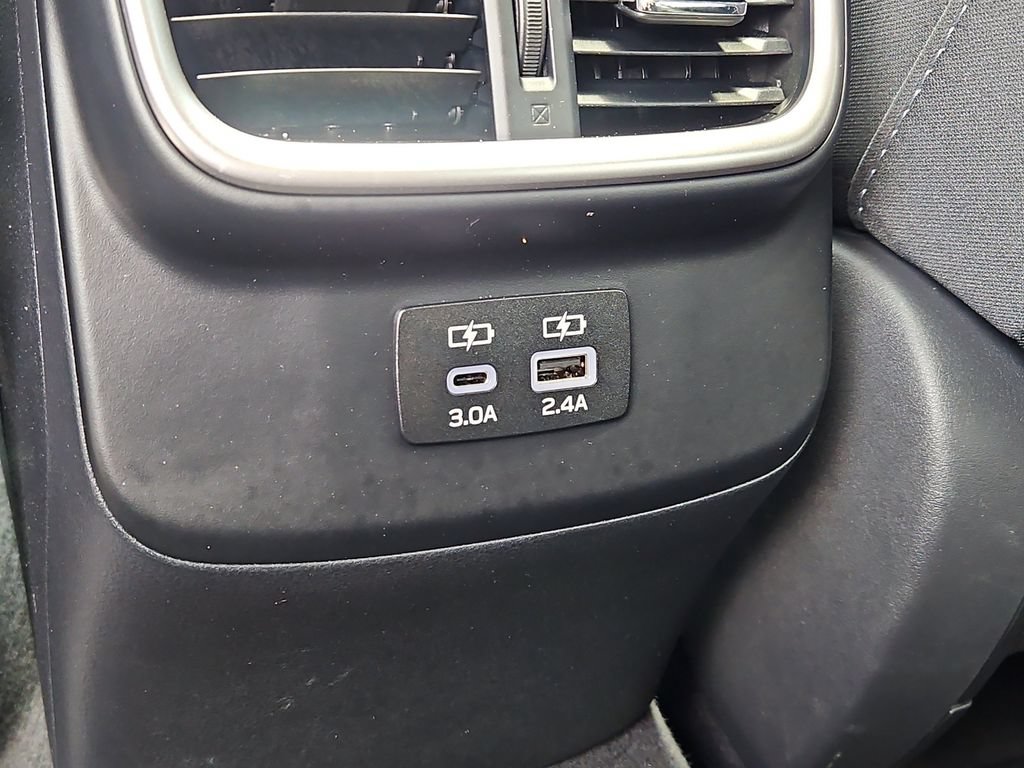 Used 2024 Subaru Outback Premium AWD/4WD image 21