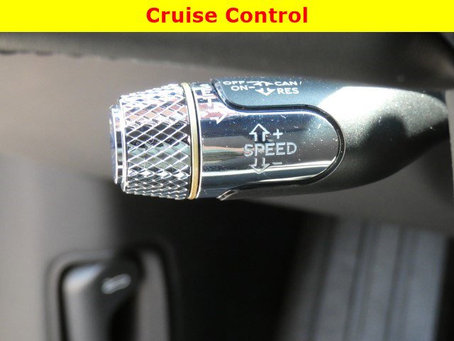 Used 2024 Bentley Flying Spur W12 image 28