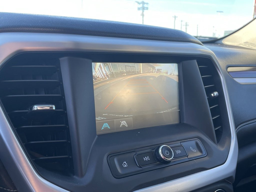 Used 2017 GMC Acadia SLE image 14