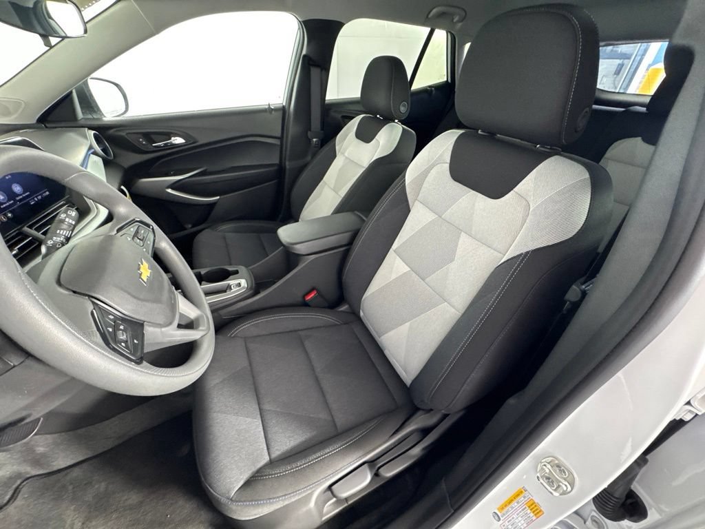 New 2026 Chevrolet Trax LS FWD image 23