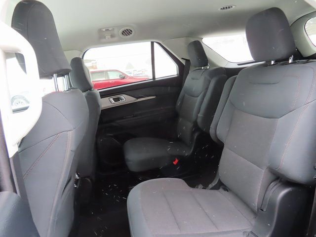 Used 2025 Ford Explorer Active image 23