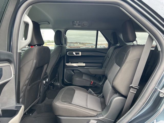 Used 2022 Ford Explorer XLT w/ Class IV Trailer Tow Package image 6