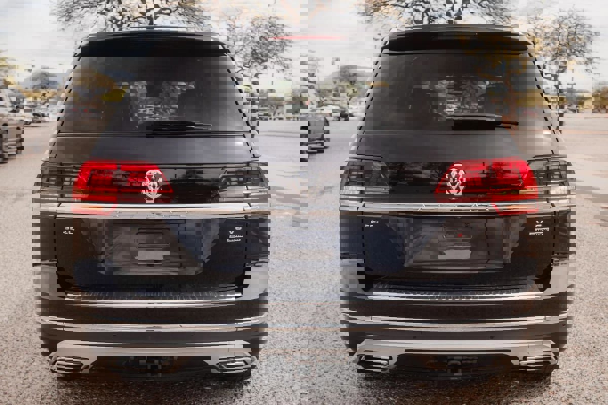 Used 2018 Volkswagen Atlas SEL Premium image 6