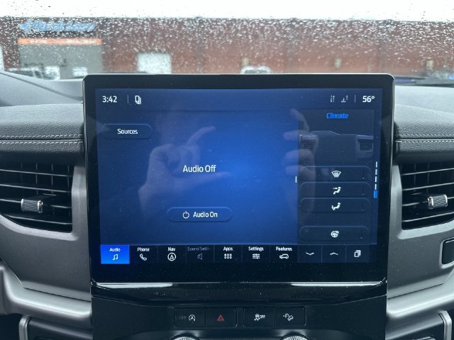 Used 2024 Ford Expedition XLT AWD/4WD image 20