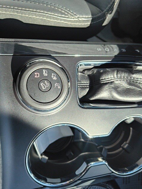 Used 2018 Ford Explorer Limited image 26