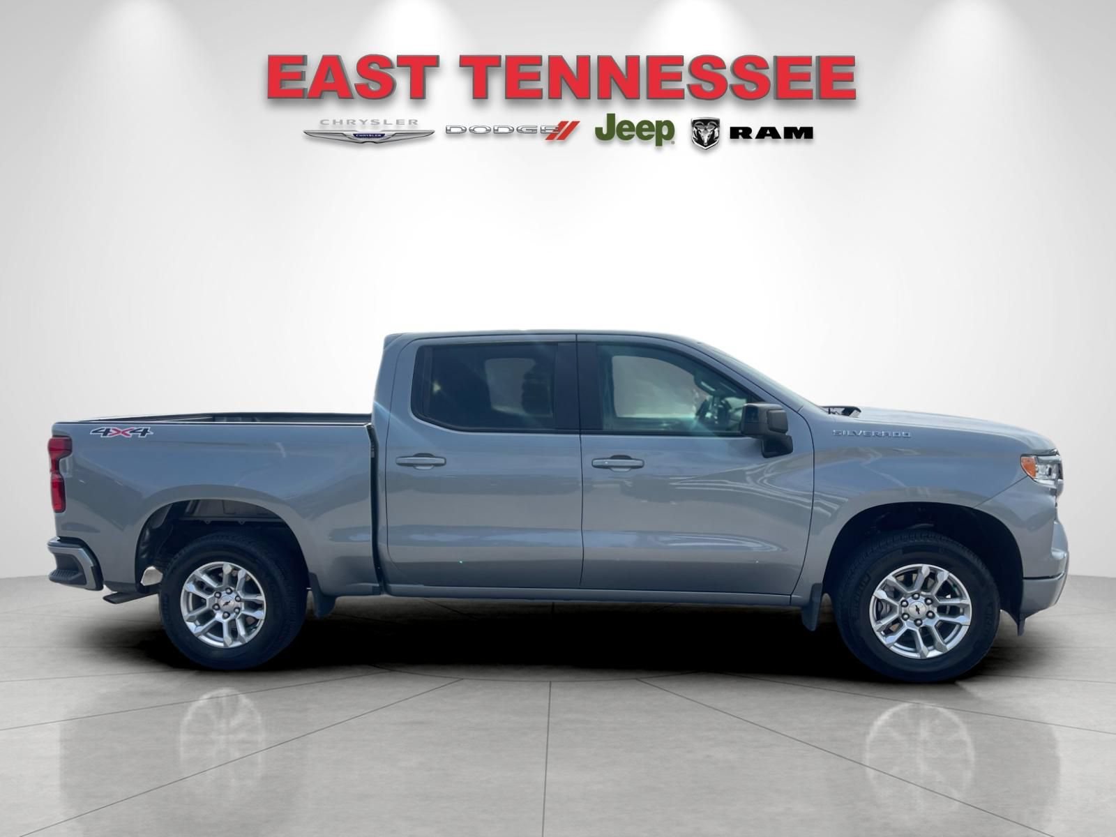 Used 2026 Chevrolet Silverado 1500 RST AWD/4WD image 2