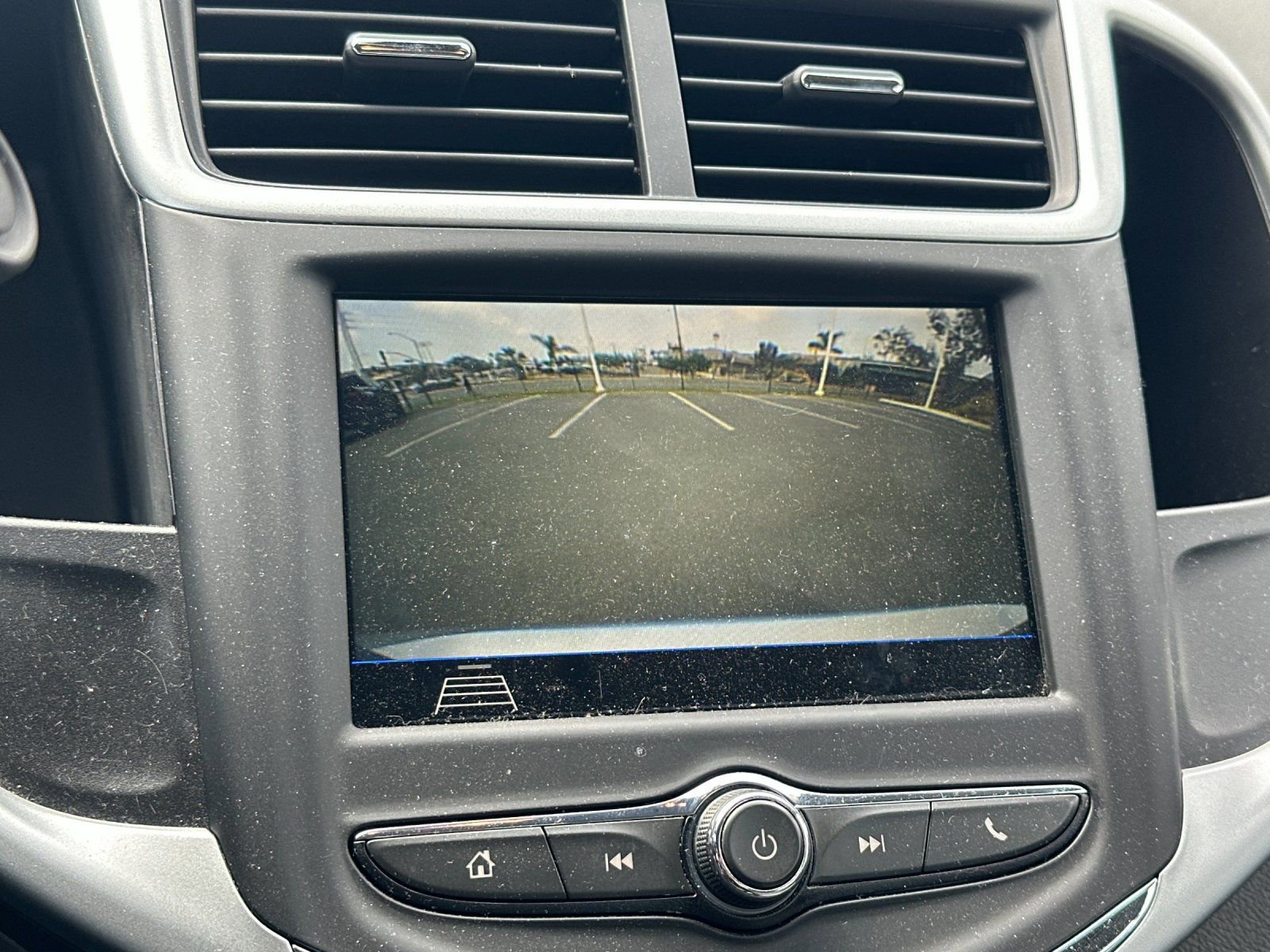 Used 2018 Chevrolet Sonic LS image 17