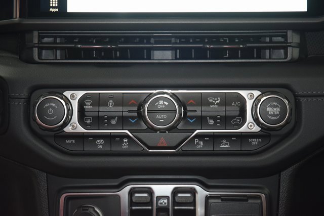 Used 2024 Jeep Wrangler Unlimited Rubicon 392 image 33