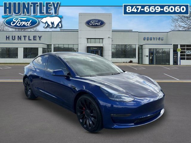 Used 2023 Tesla Model 3 Performance image 4