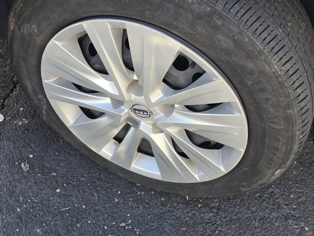 Used 2024 Nissan Sentra S image 12