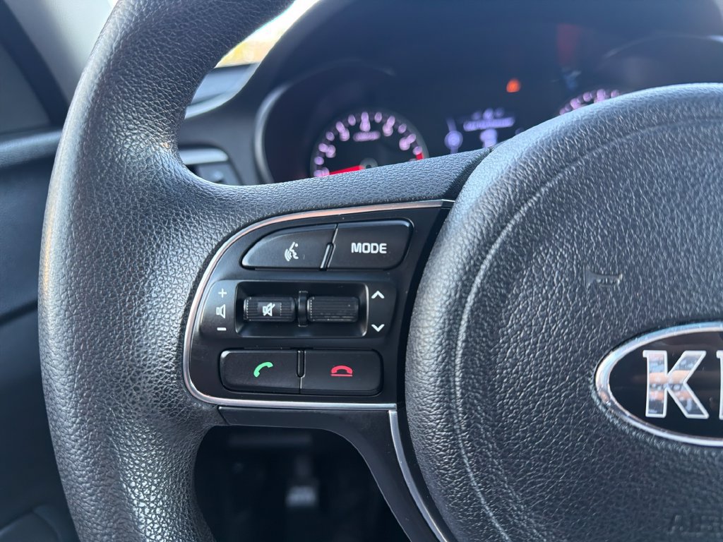 Used 2017 Kia Optima LX FWD image 21