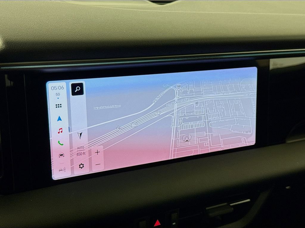 Certified 2024 Porsche Macan 4 Electric image 18