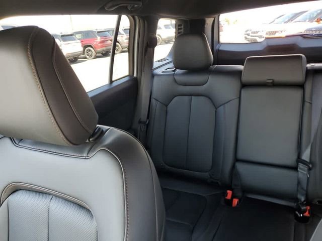 New 2026 Jeep Cherokee Limited AWD/4WD image 13