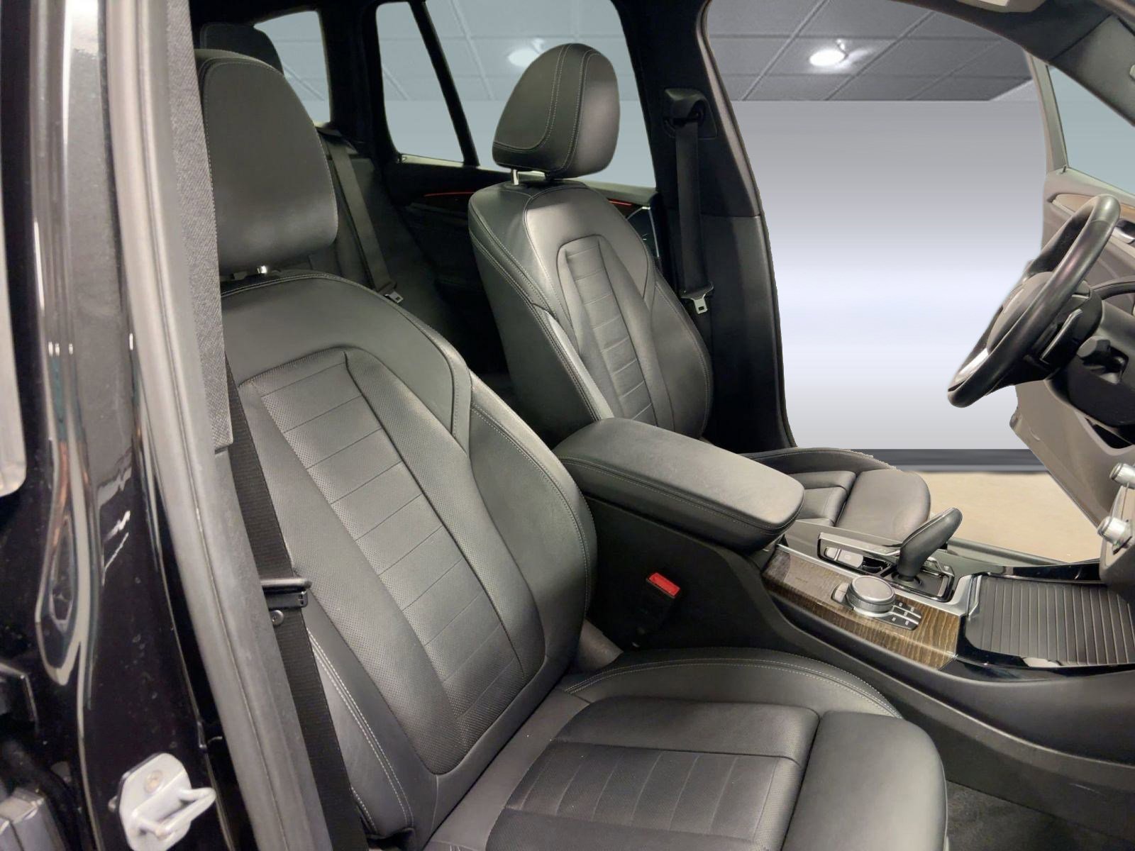 Used 2019 BMW X3 sDrive30i w/ Executive Package image 31