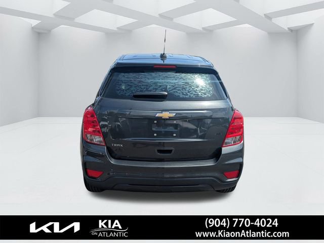 Used 2020 Chevrolet Trax LS FWD image 4