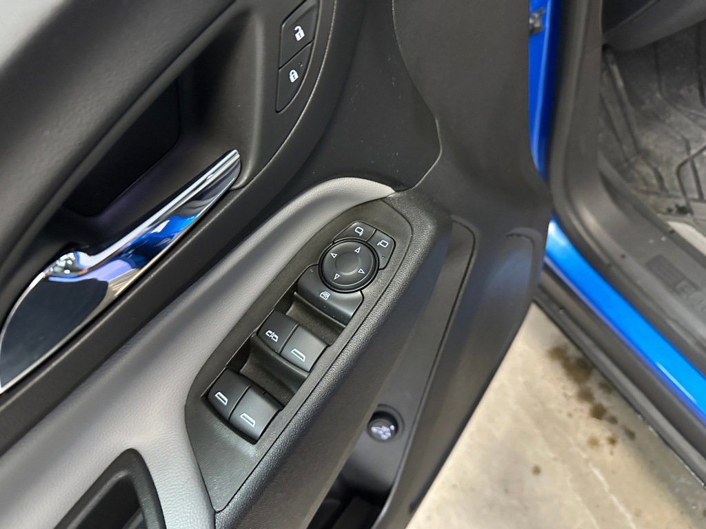 Used 2024 Chevrolet Equinox LT w/ LPO, Floor Liner Package image 8