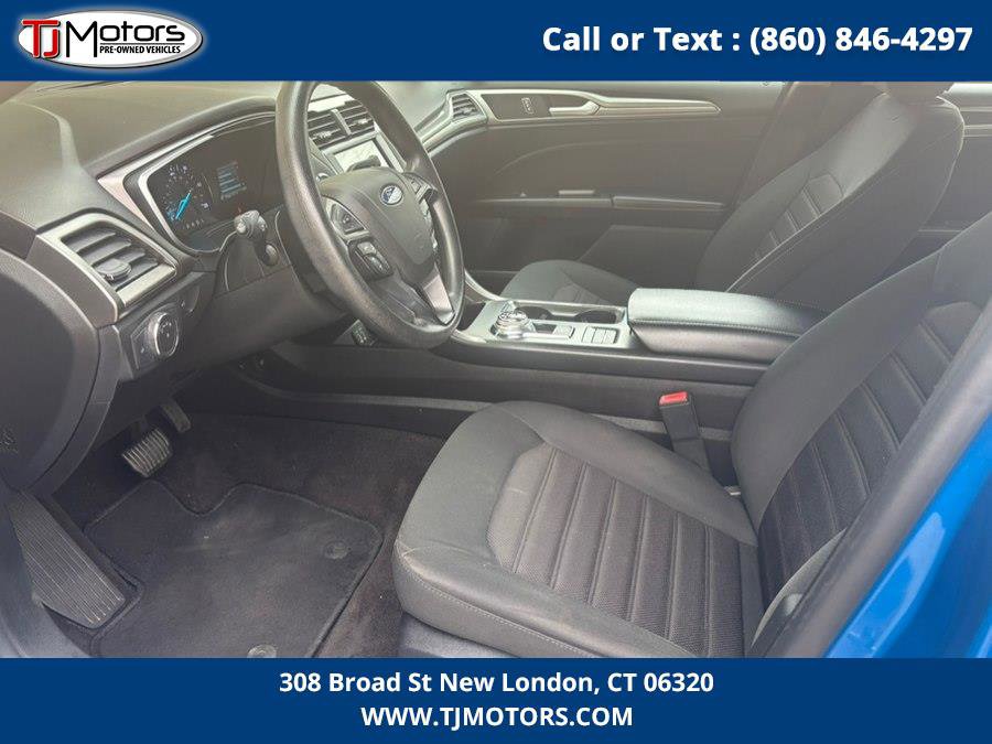 Used 2020 Ford Fusion SE image 14