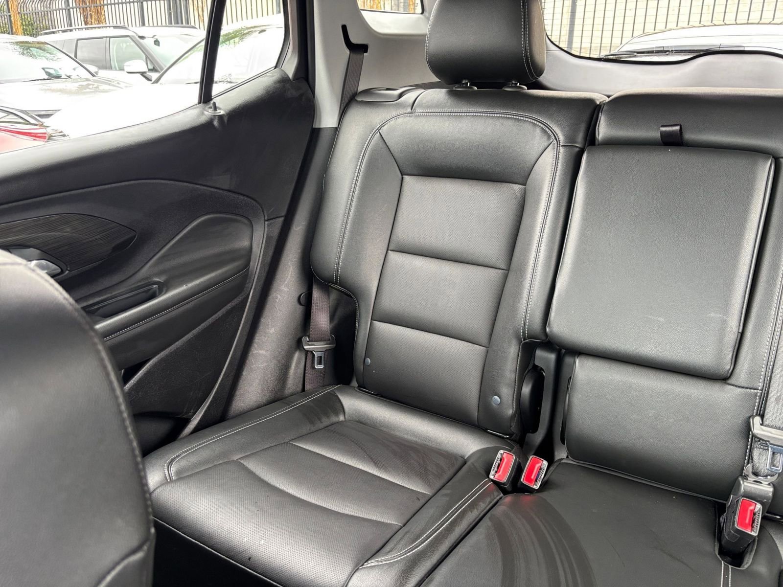 Used 2024 GMC Terrain SLT AWD/4WD image 41