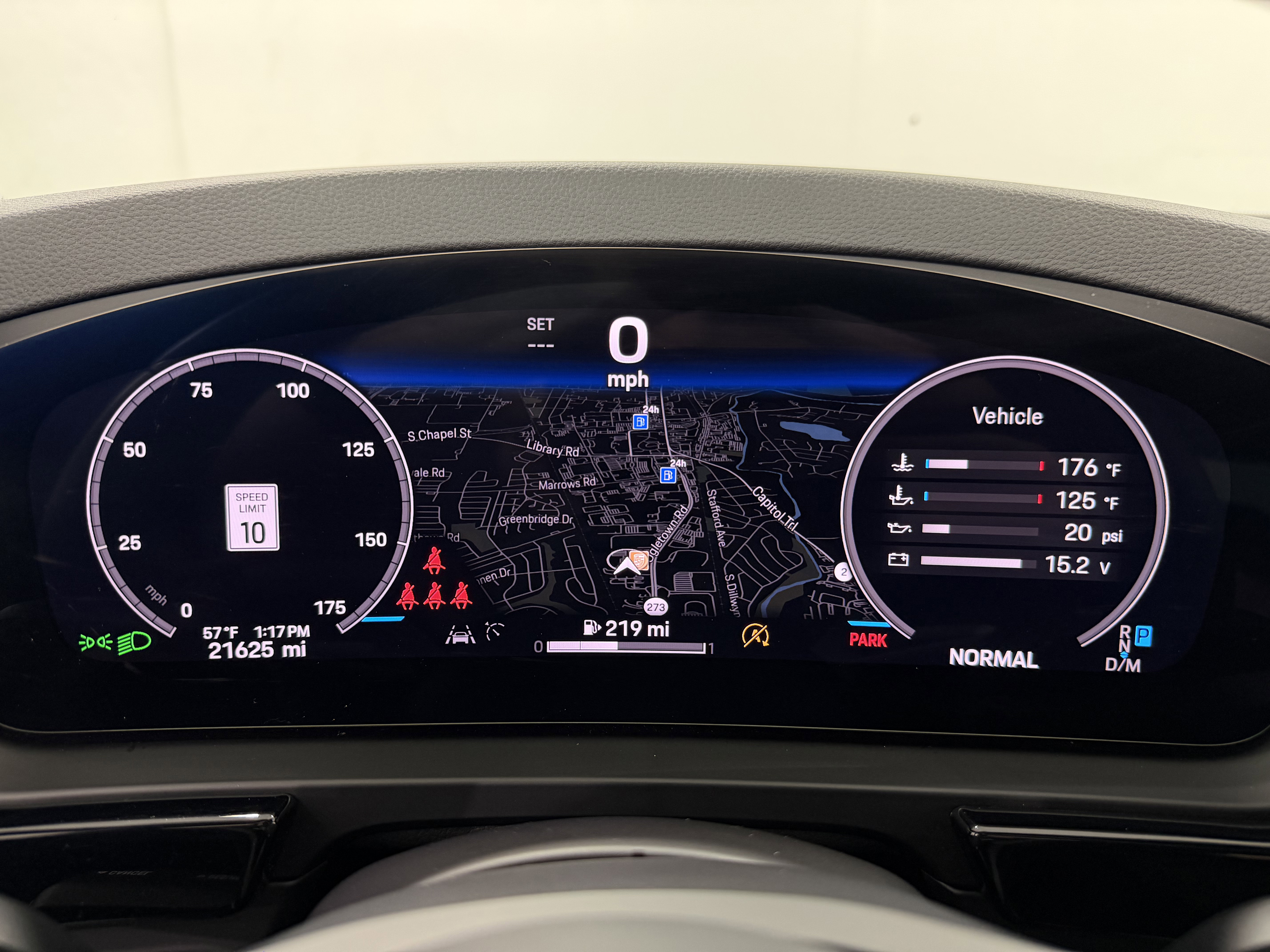 Certified 2024 Porsche Cayenne w/ Premium Package Plus (PFM) image 52