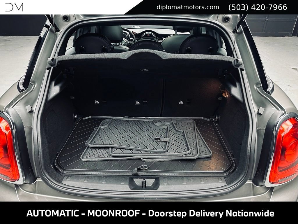 Used 2019 MINI Cooper 4-Door Hardtop w/ Signature Upholstery Package FWD image 46