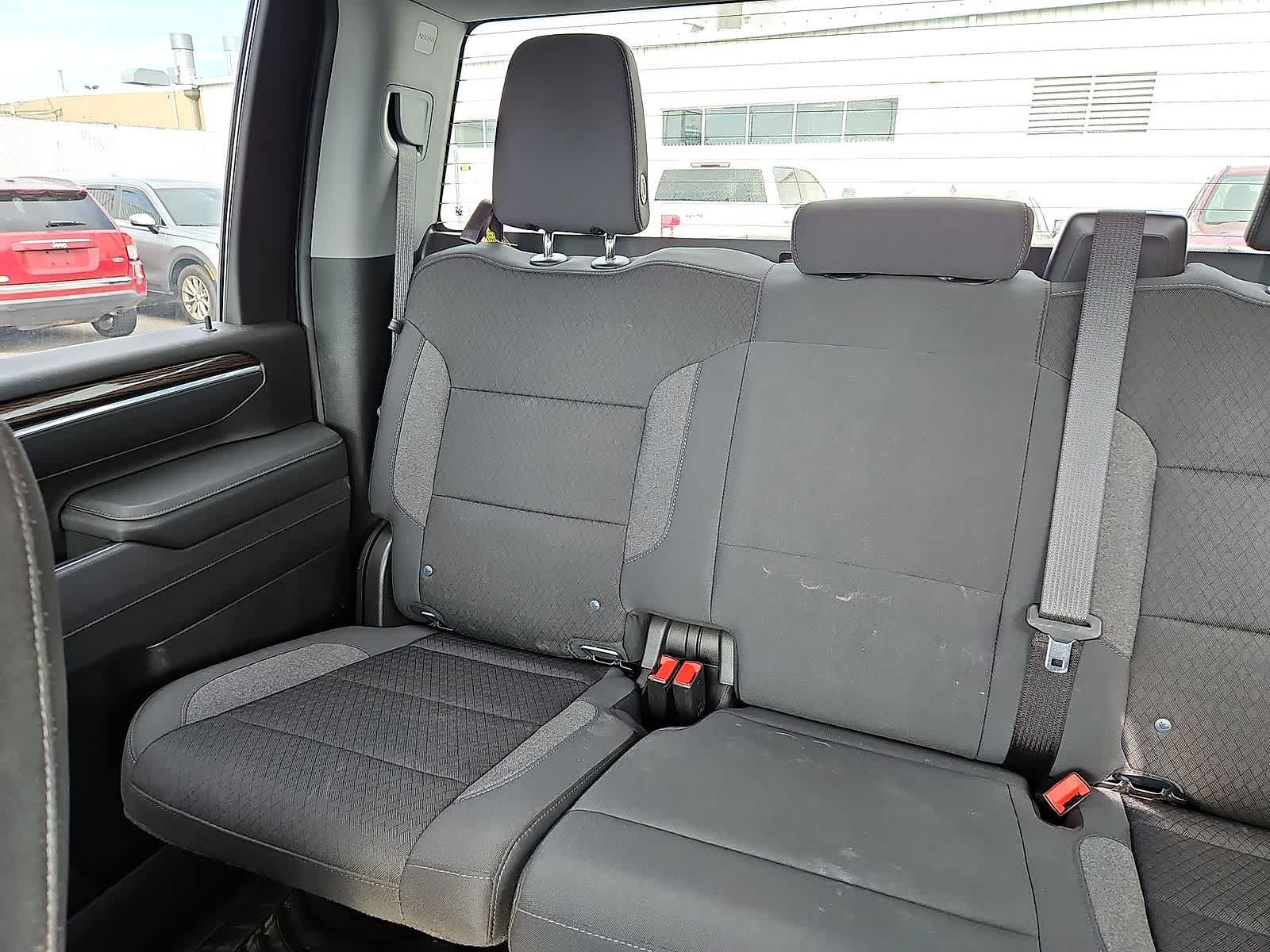 Used 2025 Chevrolet Silverado 2500 LT w/ Convenience Package AWD/4WD image 13