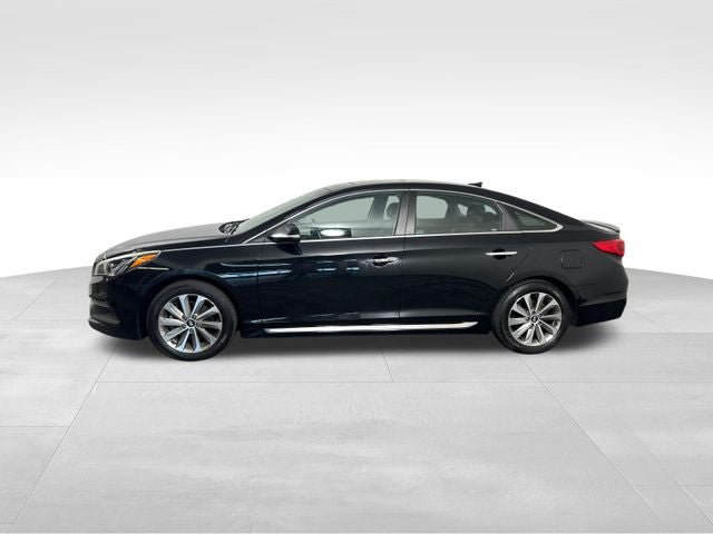 Used 2017 Hyundai Sonata Sport w/ Value Edition Package 02 FWD image 4