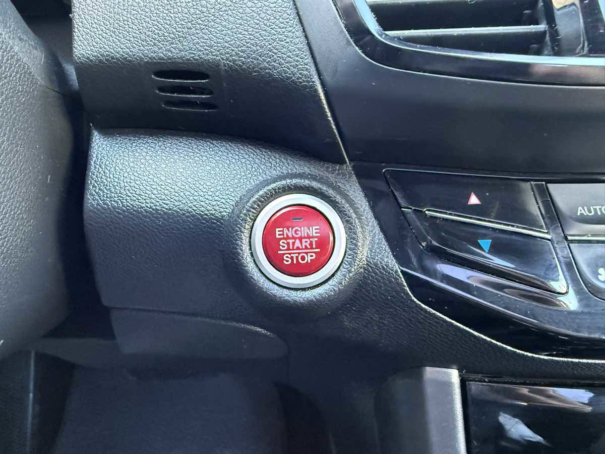 Used 2016 Honda Accord EX image 20