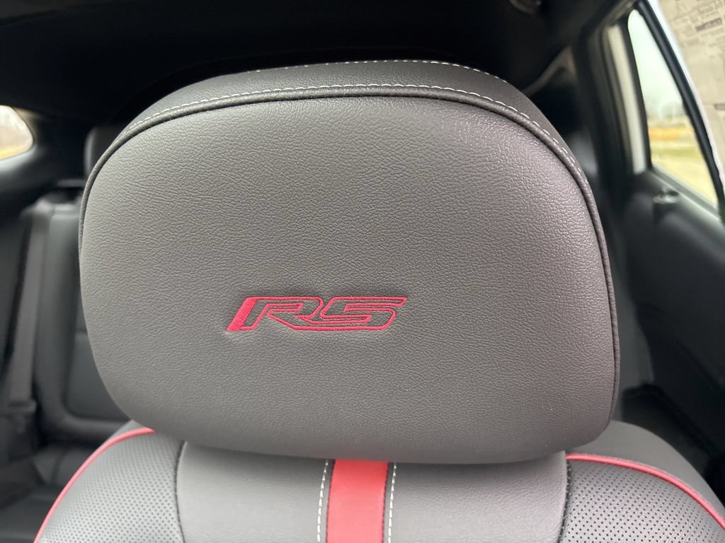 New 2026 Chevrolet Trax RS w/ Sunroof Package FWD image 17