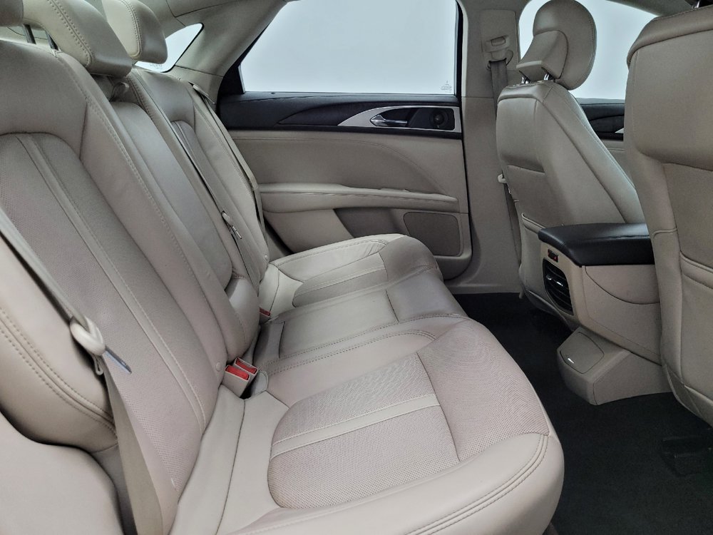 Used 2019 Lincoln MKZ Reserve FWD image 19