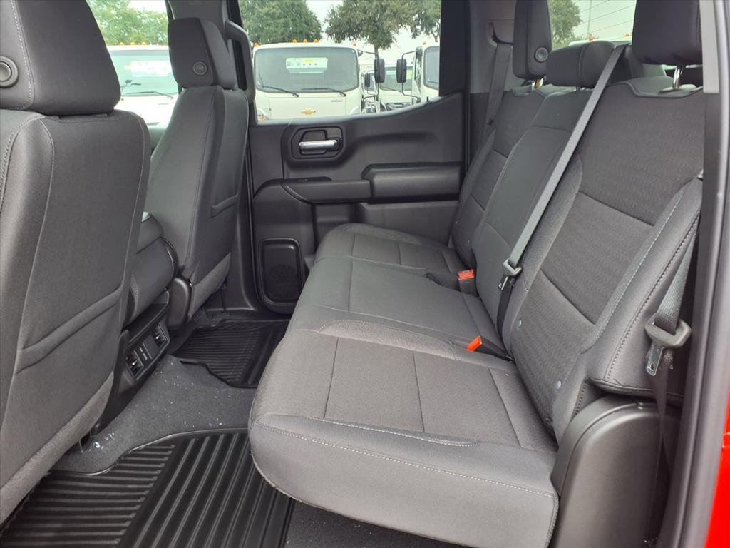 New 2026 Chevrolet Silverado 1500 Custom w/ Turbomax Blackout Package image 7