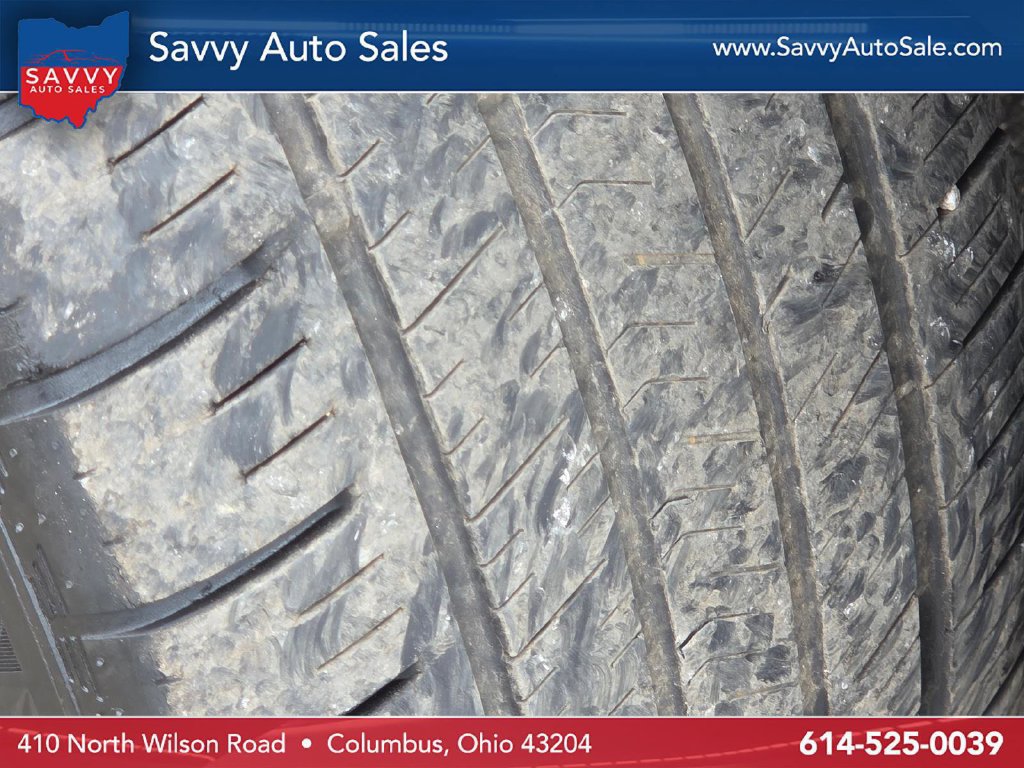 Used 2019 Chevrolet Traverse RS FWD image 12