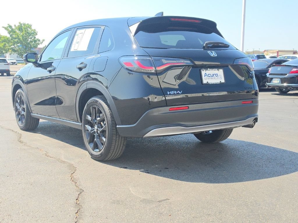 Used 2025 Honda HR-V Sport image 5