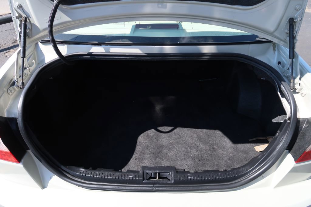 Used 2006 Lincoln Zephyr image 11