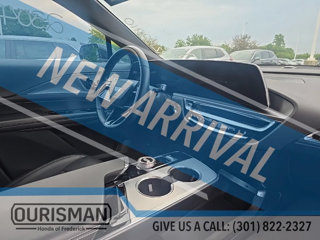 Used 2024 Cadillac Lyriq Tech AWD/4WD image 10