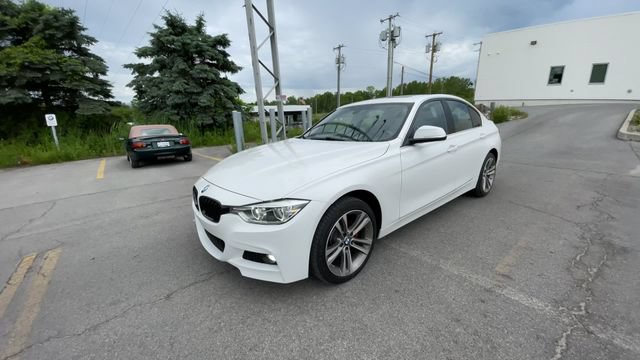Used 2018 BMW 330i xDrive Sedan AWD/4WD image 5